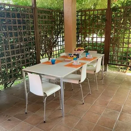 Alojamento de Acomodação e Pequeno-almoço Casa Ivana *
