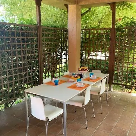 Alojamento de Acomodação e Pequeno-almoço Casa Ivana *